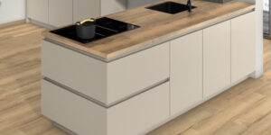 Кухня по поръчка Grey Woodgrains (1) от мебели Fancy Пловдив